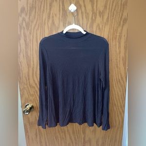 Old Navy Luxe Basic Turtle Neck Top Size Medium Never Worn